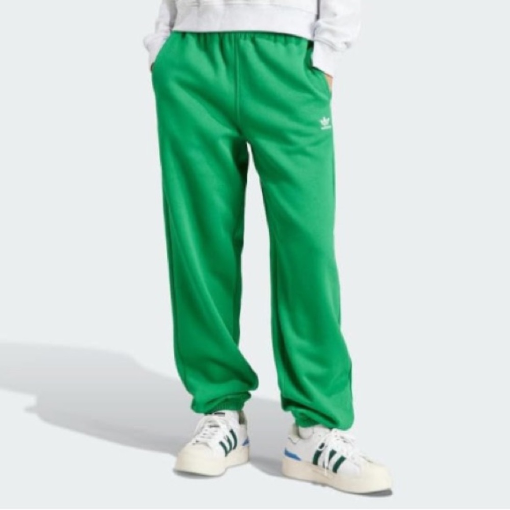 Adidas Originals - Women's Adicolor Essentials Fleece Joggers - Small - Like New